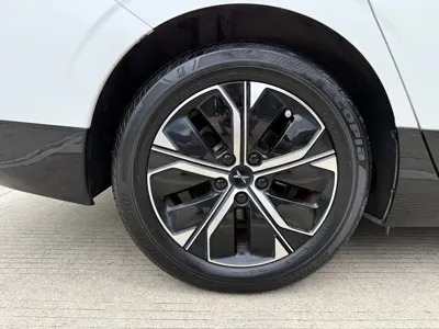 Xpeng P5