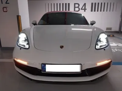 Porsche 718