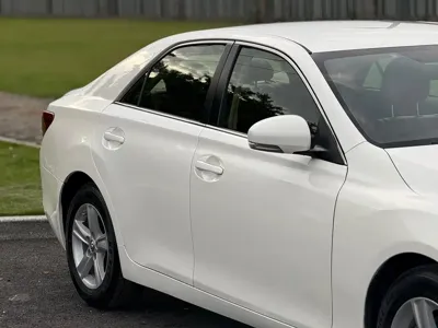 Toyota Reiz