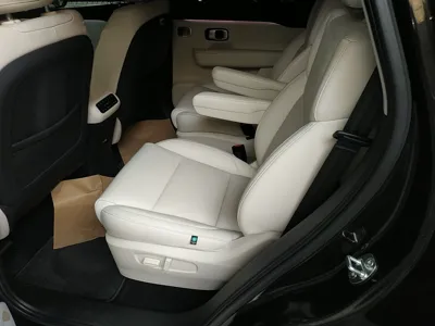 Leapmotor C16