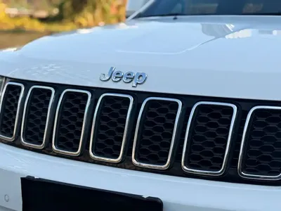 Jeep Grand Cherokee (Import)