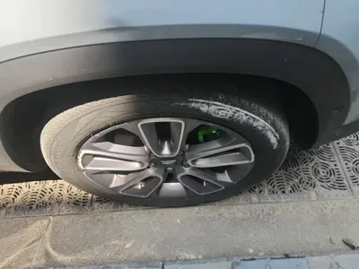 Geely ICON