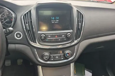 Baojun 560