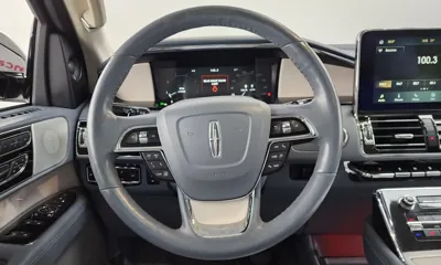 Lincoln Navigator