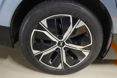 Xpeng P5