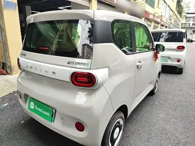 Wuling MINIEV