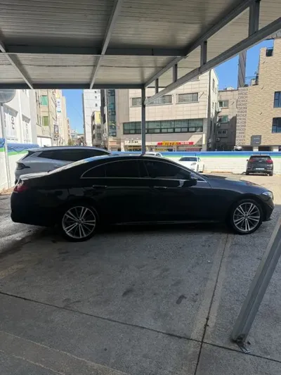 Mercedes-Benz CLS-Class