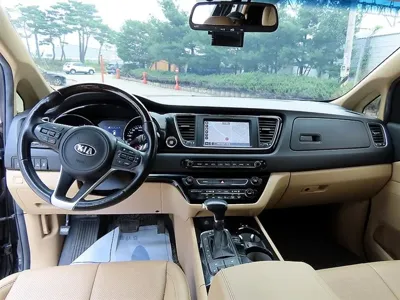 Kia Canival