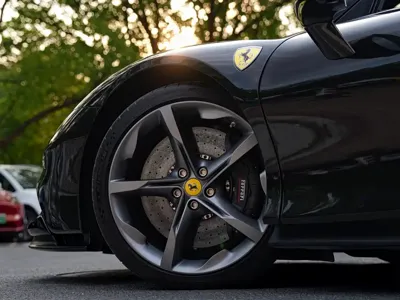 Ferrari SF90