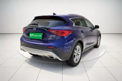Infiniti QX30