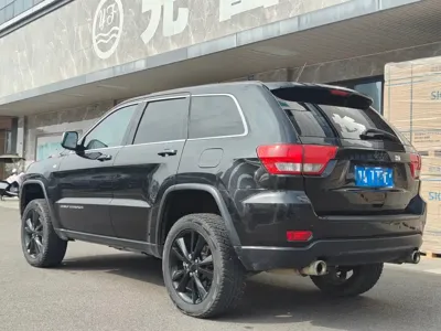 Jeep Grand Cherokee (Import)