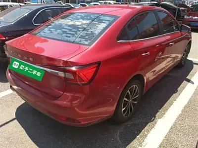 Roewe i5