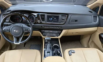 Kia Canival