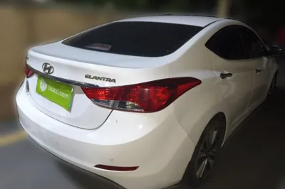 Hyundai Elantra (5th Generation