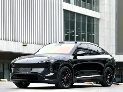 Nio EC6