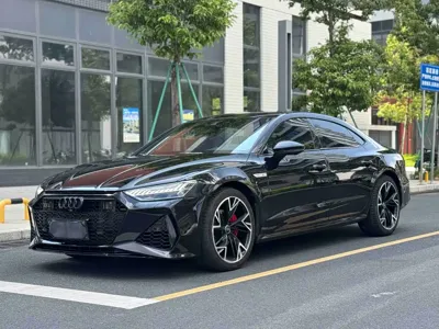 Audi A7L