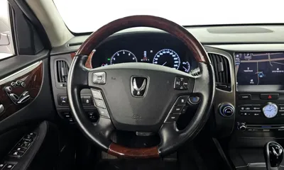 Hyundai Equus