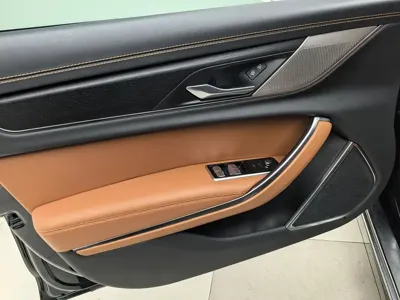 Jaguar XFL