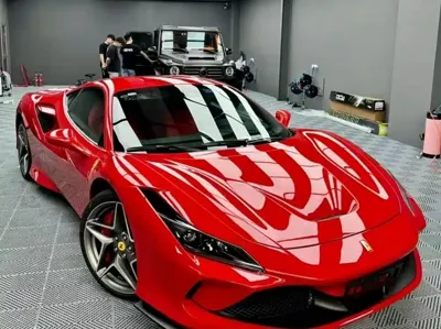 Ferrari F8