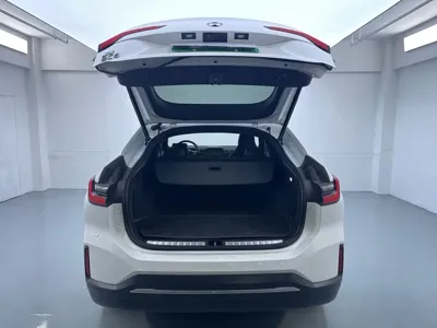 Nio EC6