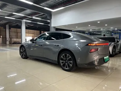Xpeng P7
