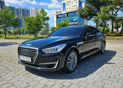 Genesis EQ900