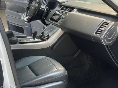 Land Rover Sport