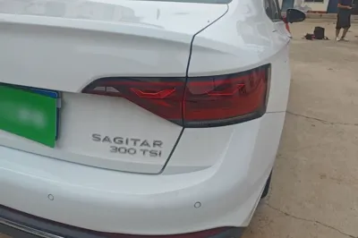 Volkswagen Sagitar