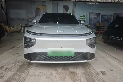 Xpeng G9