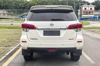 Nissan Terra