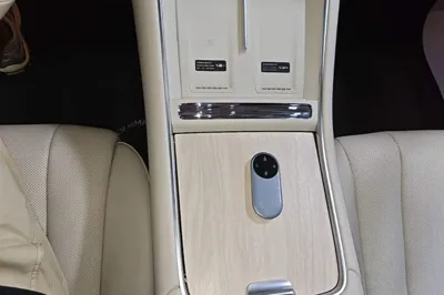 Hima Luxeed S7