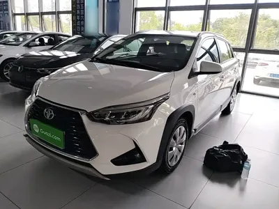 Toyota Yaris L