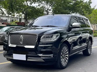 Lincoln Navigator