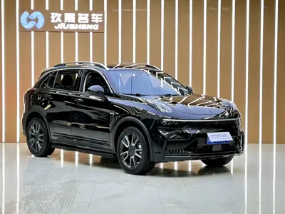 Lynk & Co 01
