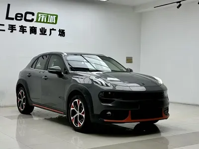 Lynk & Co 02