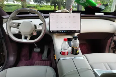 Xiaomi Auto YU7