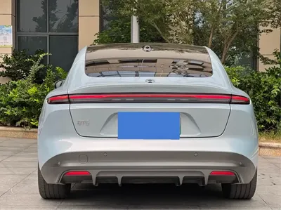 Nio ET5