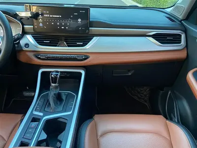 Geely Vision X6