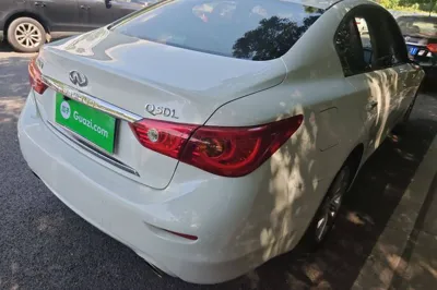 Infiniti Q50L