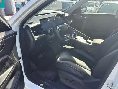 Roewe RX5