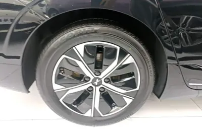 Xpeng P5