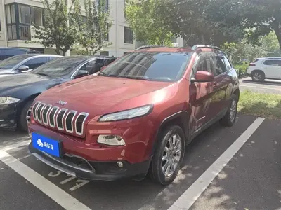 Jeep Cherokee (Import)