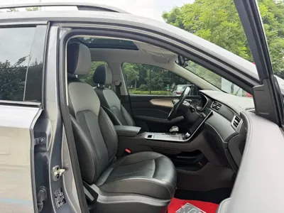Roewe RX5