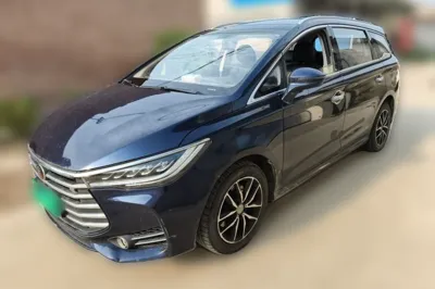 BYD Song Max