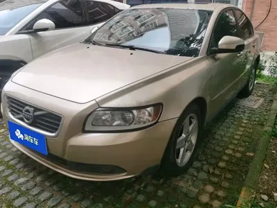 Volvo S40