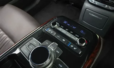 Genesis EQ900