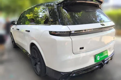 Li Auto L8
