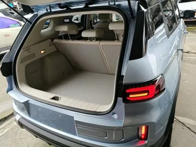 Geely ICON