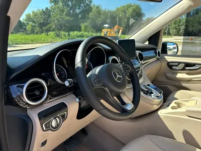 Mercedes-Benz V-Class