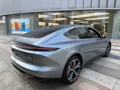 Nio ET5